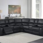 Akira Sectional